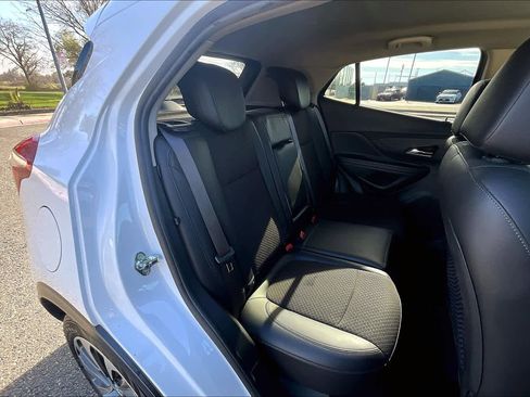 Used 2018 Buick Encore Preferred image 17