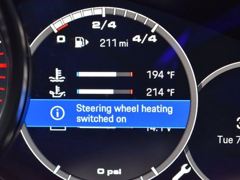 Used 2023 Porsche Cayenne Turbo w/ Premium Package Plus image 27