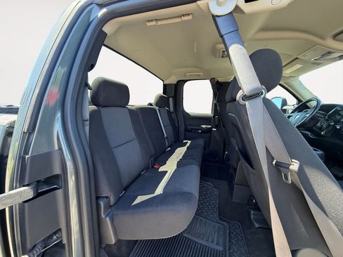 Used 2011 Chevrolet Silverado 3500 LT AWD/4WD image 21