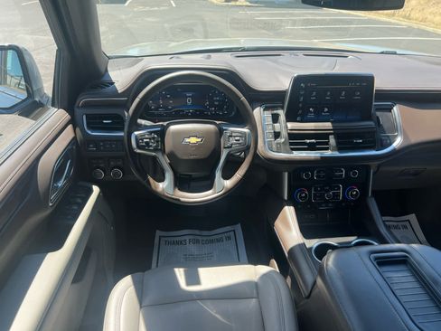 Used 2024 Chevrolet Tahoe LT AWD/4WD image 2