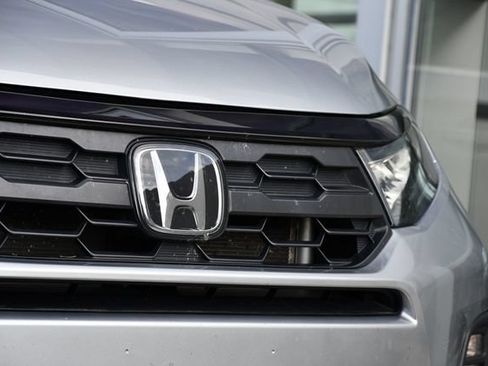 Used 2025 Honda Odyssey EX-L image 13