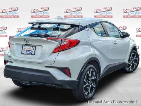 Used 2021 Toyota C-HR XLE image 8