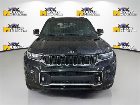 Used 2021 Jeep Grand Cherokee L Overland w/ Advanced Protech Group III image 2