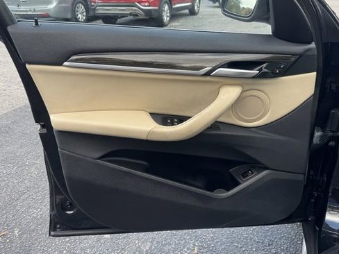 Used 2017 BMW X1 sDrive28i image 17