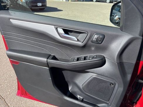 New 2026 Ford Escape Platinum w/ Premium Technology Package image 33