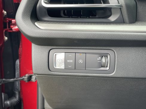 New 2025 Chevrolet Traverse LT w/ Enhanced Driving Package image 45