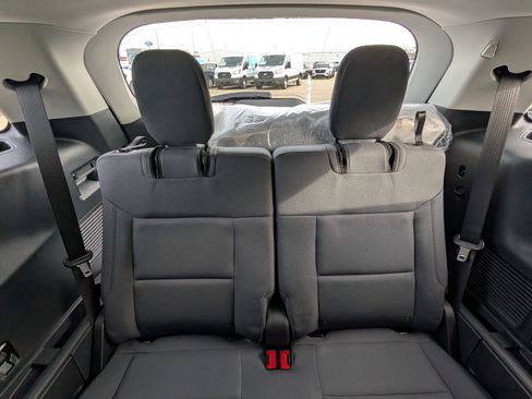 New 2026 Ford Explorer Active image 36