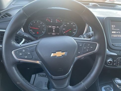 Used 2018 Chevrolet Equinox LT image 14