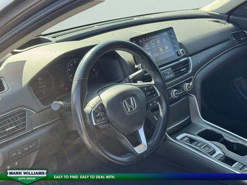 Used 2020 Honda Accord Touring image 16