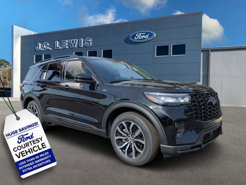 New 2026 Ford Explorer ST-Line w/ Premium Package RWD image 1