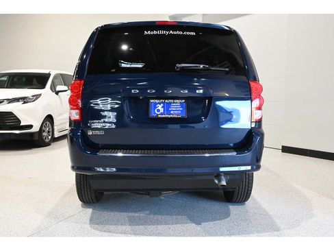 Used 2017 Dodge Grand Caravan SE w/ Power Window Group FWD image 7