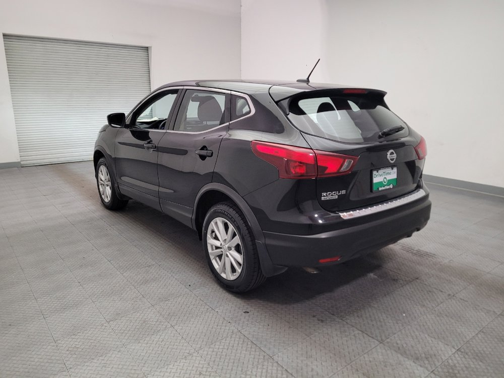 Used 2018 Nissan Rogue Sport S w/ S Appearance Package FWD image 5