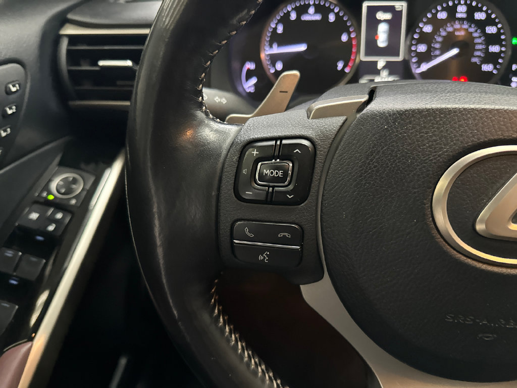 Used 2019 Lexus IS 300 w/ Premium Package RWD image 26