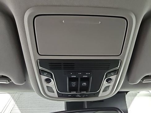 Used 2019 Honda Ridgeline RTL-E image 23