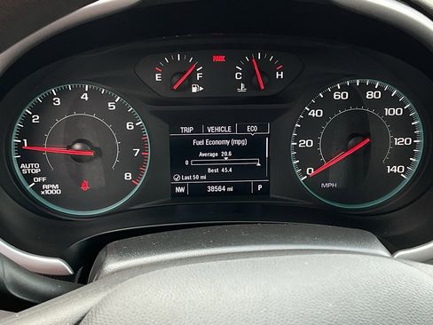 Used 2024 Chevrolet Malibu LT image 21