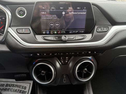 Used 2021 Chevrolet Blazer LT image 9