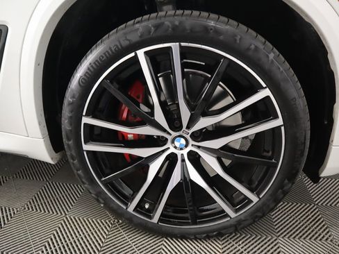 Certified 2023 BMW X5 M50i w/ Executive Package image 34