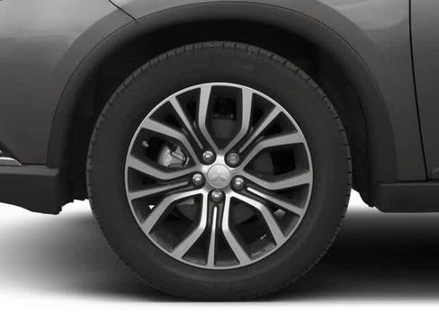 Used 2016 Mitsubishi Outlander SEL FWD image 14