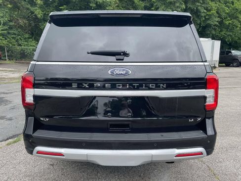 Used 2024 Ford Expedition Max XLT AWD/4WD image 4