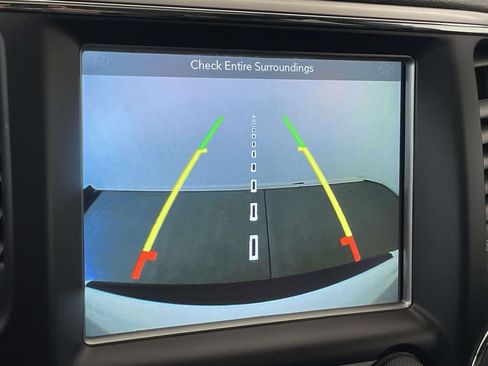 Used 2018 Jeep Grand Cherokee Altitude AWD/4WD image 25