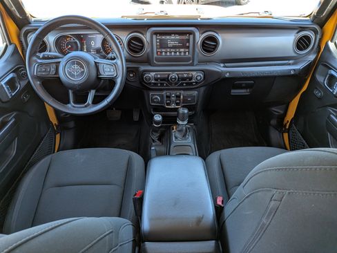 Used 2021 Jeep Wrangler Unlimited Sport image 15