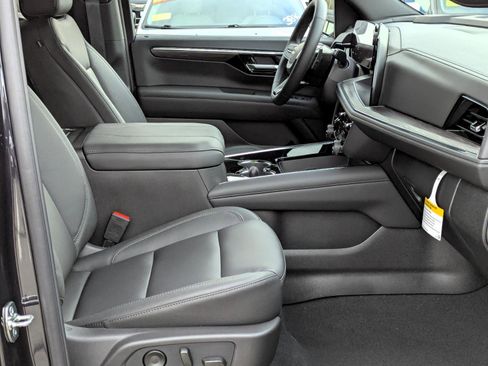 New 2026 Chevrolet Tahoe LT image 19