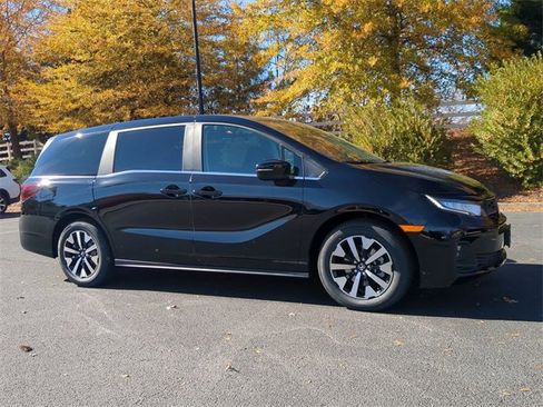New 2026 Honda Odyssey EX-L image 2
