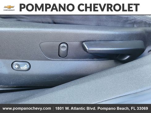 Used 2011 Chevrolet Malibu LT image 25