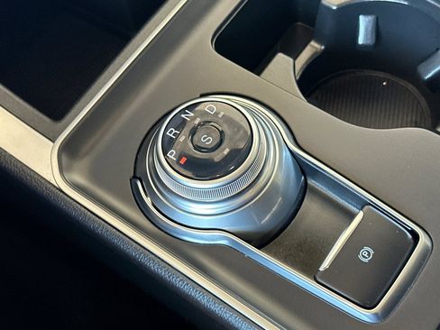 Used 2024 Ford Edge SE image 21