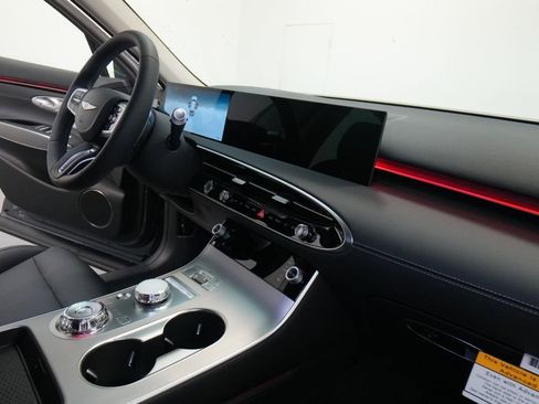 New 2026 Genesis GV70 2.5T Select image 34