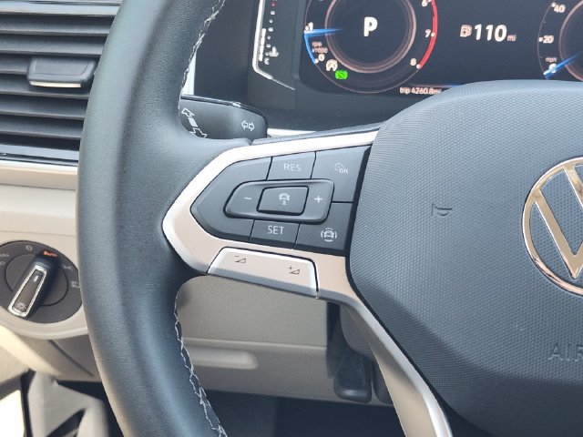 Used 2023 Volkswagen Atlas SE FWD image 26