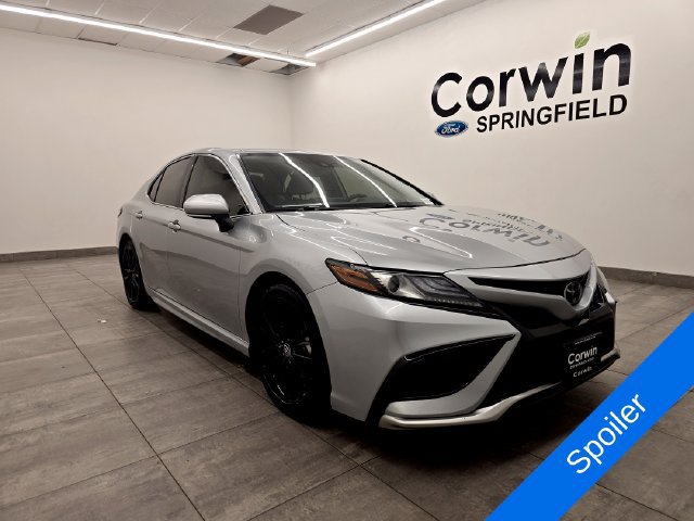 Used 2023 Toyota Camry XSE FWD image 6