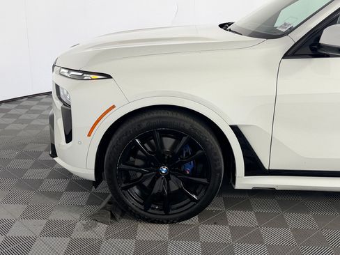 Used 2025 BMW X7 xDrive40i w/ Executive Package AWD/4WD image 11
