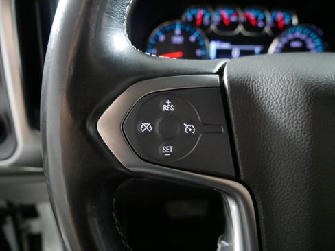 Used 2018 Chevrolet Silverado 1500 LT w/ All Star Edition image 27