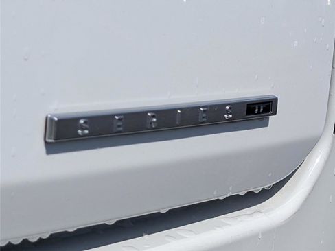 Used 2024 Jeep Wagoneer L Series II w/ Flexible Seating Group AWD/4WD image 37