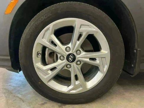 Used 2022 Hyundai Kona SEL w/ Convenience Package image 17