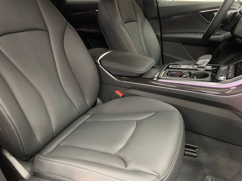 New 2026 Audi Q7 2.0T Premium AWD/4WD image 8