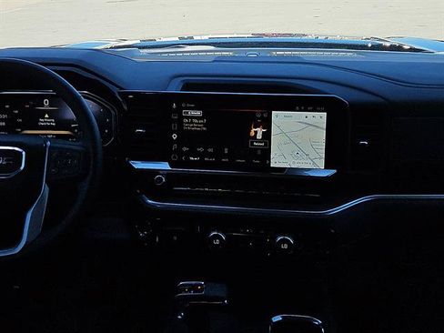 Used 2026 GMC Sierra 1500 SLT RWD image 10