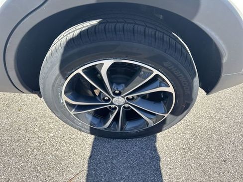 Used 2023 Buick Encore GX Select w/ Safety Package II image 30