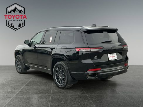 Used 2025 Jeep Grand Cherokee L Summit w/ Obsidian Package image 3