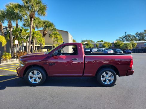 Used 2021 RAM 1500 Express w/ Express Value Package image 9