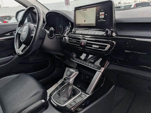 Used 2023 Kia Seltos EX image 26