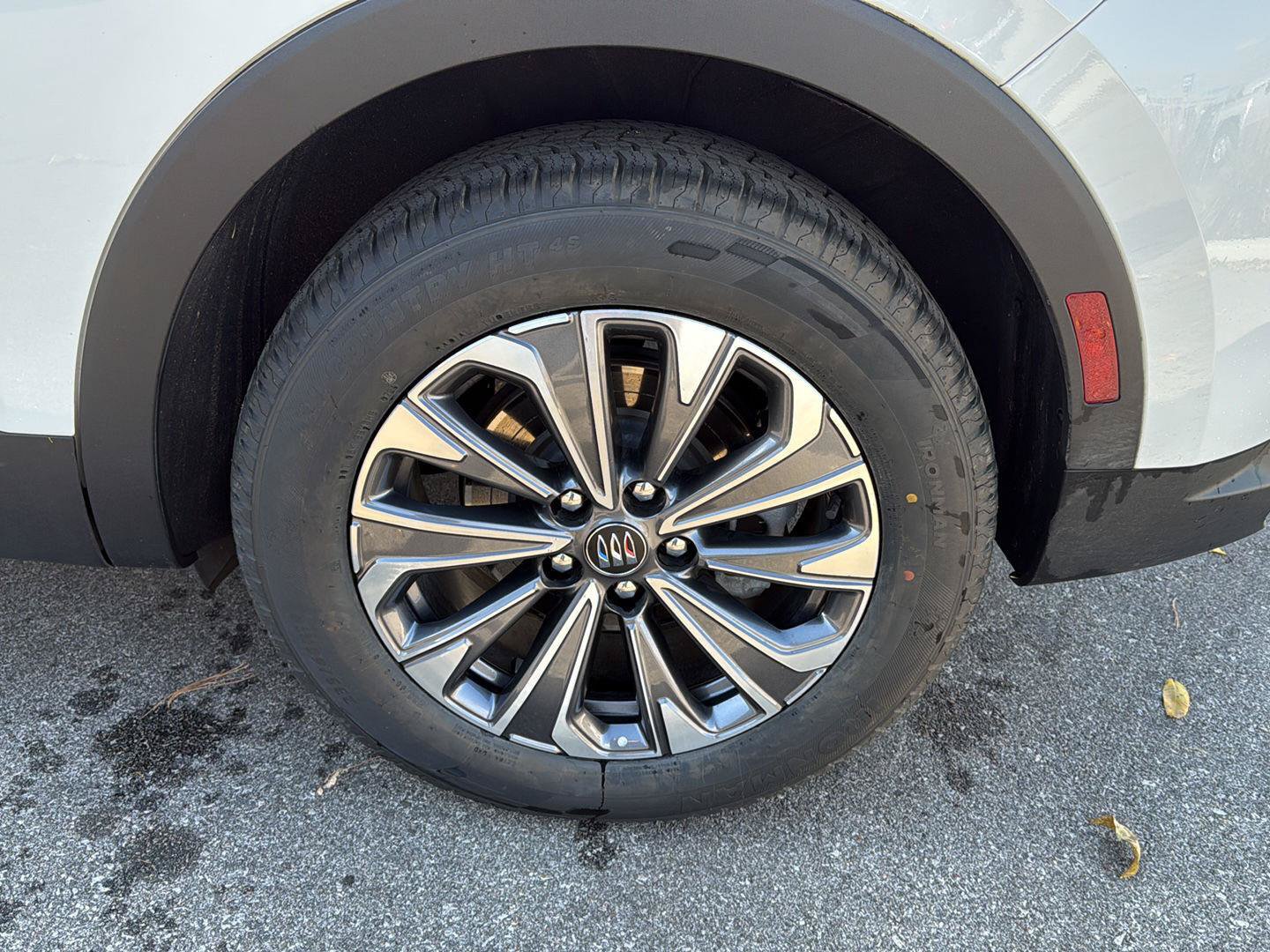 Used 2024 Buick Envision Preferred AWD/4WD image 16