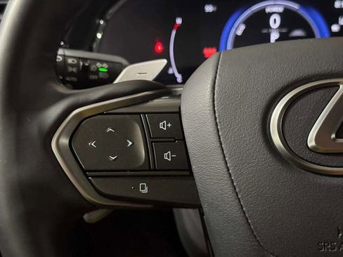 Used 2025 Lexus NX 350h image 17