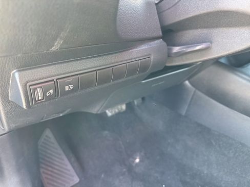 Certified 2022 Toyota Corolla LE image 22