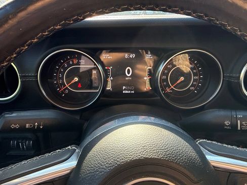 Used 2020 Jeep Gladiator Overland AWD/4WD image 16