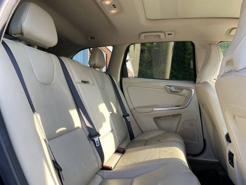 Used 2014 Volvo XC60 T6 AWD/4WD image 21