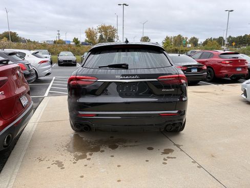 Used 2023 Maserati Grecale Modena image 8