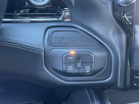 New 2026 RAM 2500 Limited image 28