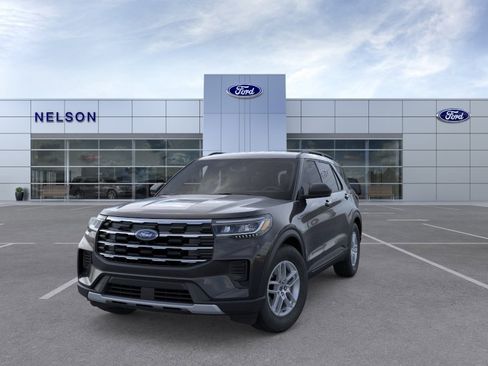 New 2026 Ford Explorer Active image 2